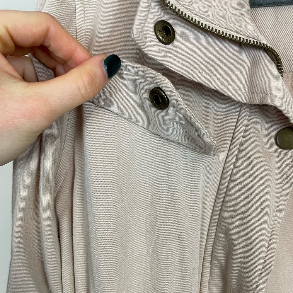Cream Jacket - Picture 6 of 7